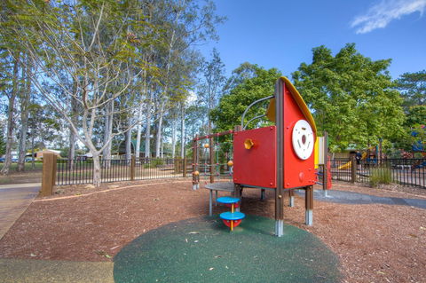 John Scott Park - Accommodation Broadbeach 2