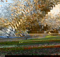 Albury - Accommodation Broadbeach