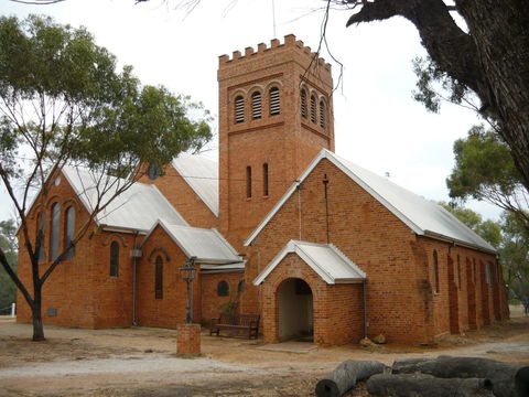 Avon River Walk Trail And Janet Millet Lane - Accommodation Broadbeach 2