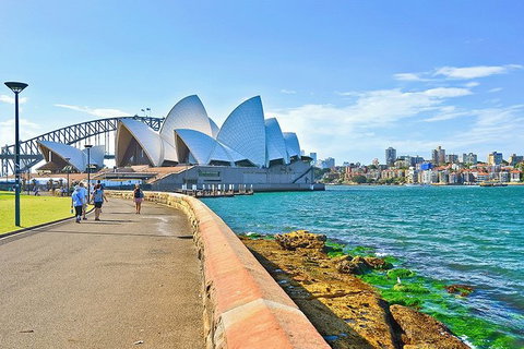 Sydney With Bondi And Beaches Essentials Private Day Tour - Accommodation Broadbeach 0