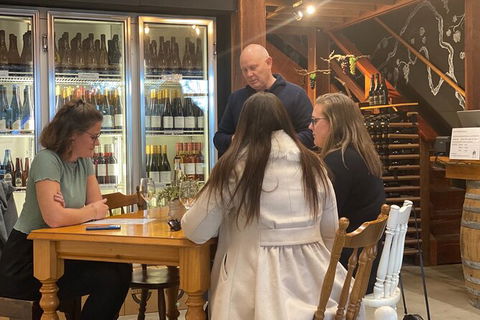 Adelaide Hills Wineries & Hahndorf - Accommodation Broadbeach 4