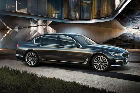 BMW Car Melbourne Airport To CBD - Accommodation Broadbeach 0