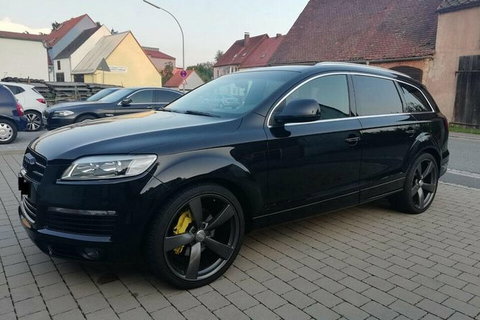 Audi Q7 SUV Melbourne Airport To CBD - Accommodation Broadbeach 4