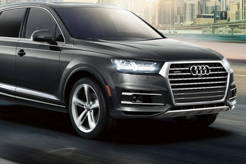 Audi Q7 SUV Melbourne Airport To CBD - Accommodation Broadbeach 1
