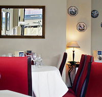 Le Petit Bourgeois - Accommodation Broadbeach
