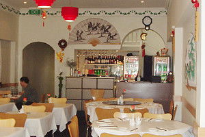 Newland - Accommodation Broadbeach 0