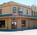 London Tavern - Accommodation Broadbeach