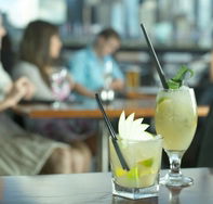 Watershed Hotel - Accommodation Broadbeach