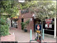 Avenues Tavern - Accommodation Broadbeach 1