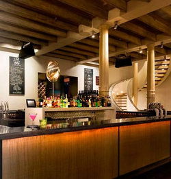 CBD Hotel - Accommodation Broadbeach 1