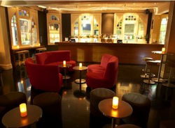 Beauchamp Hotel - Accommodation Broadbeach 2