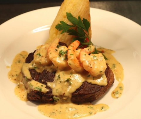 Garlic Clove Restaurant - Accommodation Broadbeach 0