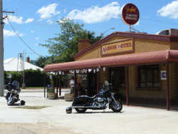 Albion Hotel Swifts Creek - Accommodation Broadbeach 0