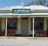 The Logan Pub - Accommodation Broadbeach
