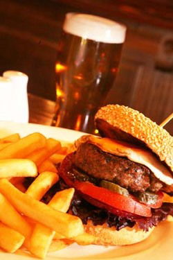 Durty Nelly's Irish Pub - Accommodation Broadbeach 1