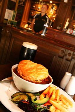 Durty Nelly's Irish Pub - Accommodation Broadbeach 2