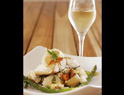 Grosvenor Hotel - Accommodation Broadbeach 3