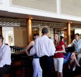 Cairns International Lobby Bar - Accommodation Broadbeach