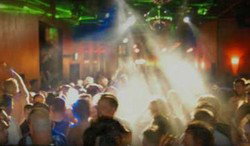Q Bar - Accommodation Broadbeach 1