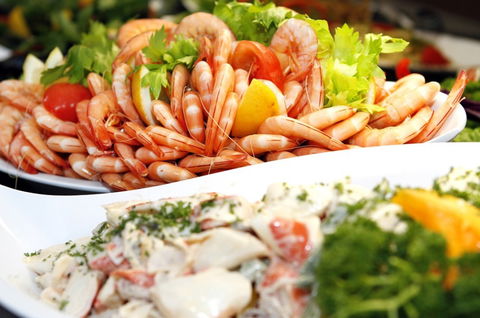 Atrium Garden Restaurant - Accommodation Broadbeach 5