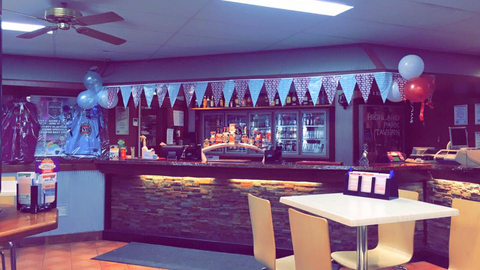 Highland Park Tavern - Accommodation Broadbeach 1