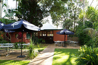 Maleny Hotel - Accommodation Broadbeach 2