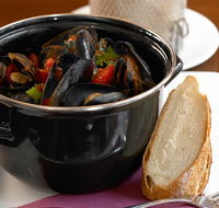 Le Bistro-Union Hotel - Accommodation Broadbeach