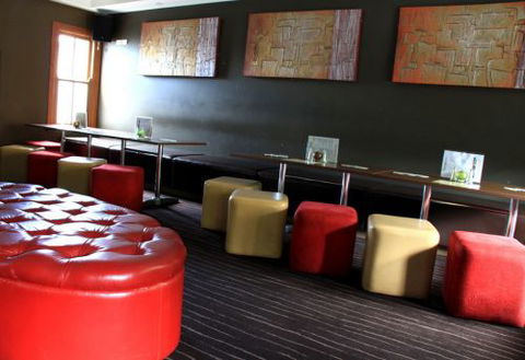 The Dunkirk Hotel - Accommodation Broadbeach 0