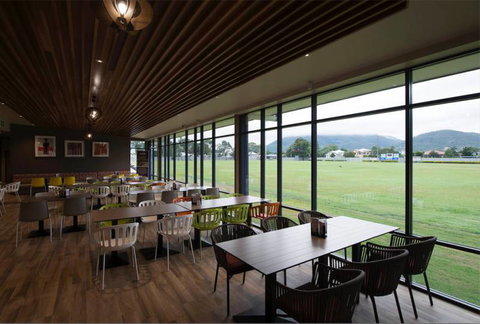 Frenchville Sports Club - Accommodation Broadbeach 3