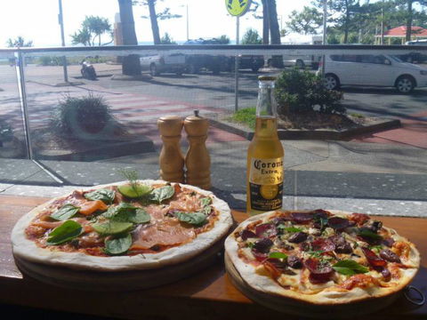 The Coolangatta Hotel - Accommodation Broadbeach 2