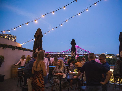 Riverside Live - Accommodation Broadbeach 1