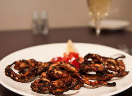 Orexi Greek Mediterranean Restaurant - Accommodation Broadbeach 3