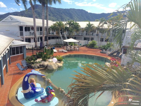 Cairns New Chalon - Accommodation Broadbeach 1