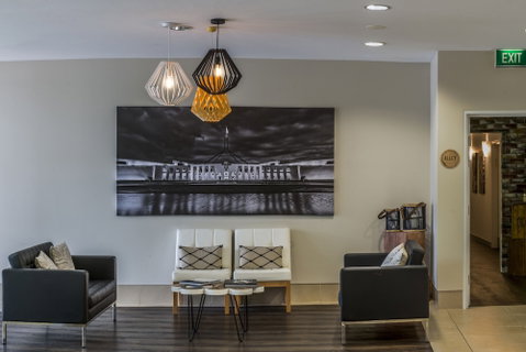 Pacific Suites Canberra - Accommodation Broadbeach 4