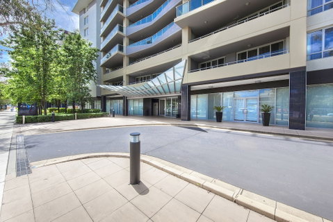 Pacific Suites Canberra - Accommodation Broadbeach 1