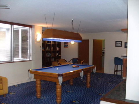 Mariner Shores Resort - Accommodation Broadbeach 2