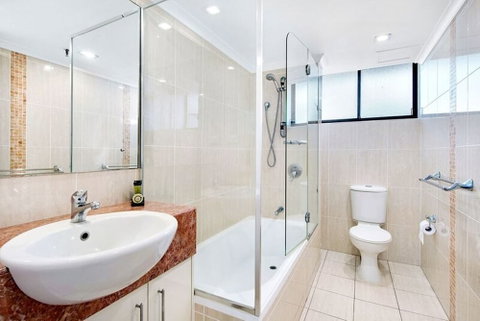ULTIQA Beach Haven At Broadbeach - Accommodation Broadbeach 3