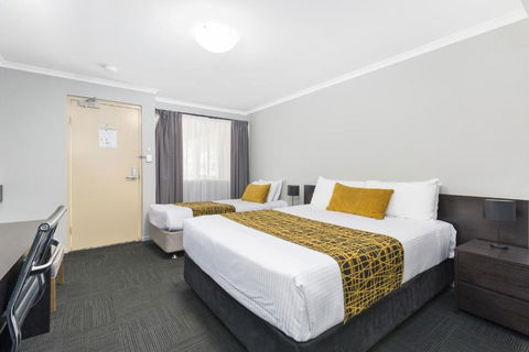 The Stirling Motel - Accommodation Broadbeach 5