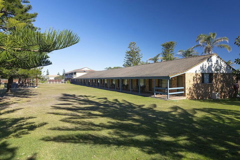 Seashells Beachfront Resort - Accommodation Broadbeach 1