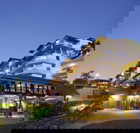 at Water's Edge Resort - Accommodation Broadbeach