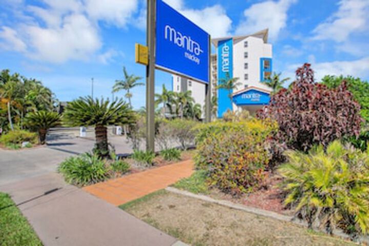 Andergrove QLD Accommodation Broadbeach