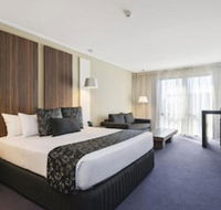 Quality Hotel Taylors Lakes - Accommodation Broadbeach