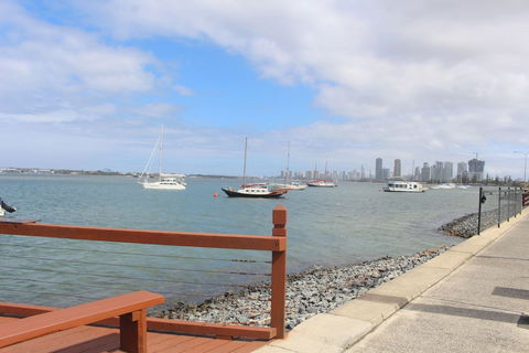 Broadwater Keys - Accommodation Broadbeach 2