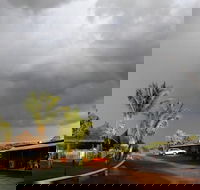 Halls Creek Motel - Accommodation Broadbeach