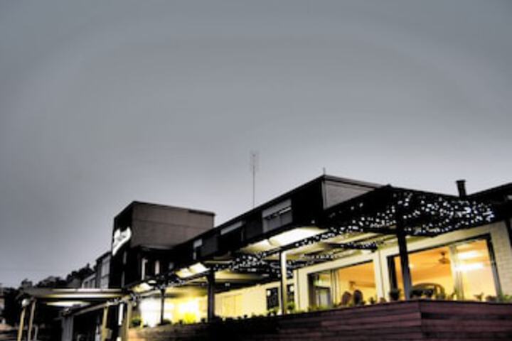 Alectown NSW Accommodation Broadbeach