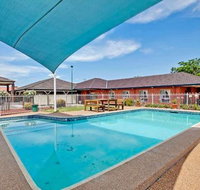 Bushmans Motor Inn - Accommodation Broadbeach