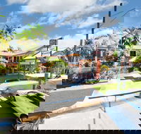 Tropical Queenslander - Accommodation Broadbeach