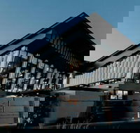 Highlander Hotel - Accommodation Broadbeach
