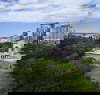Hyde Park Inn - Accommodation Broadbeach