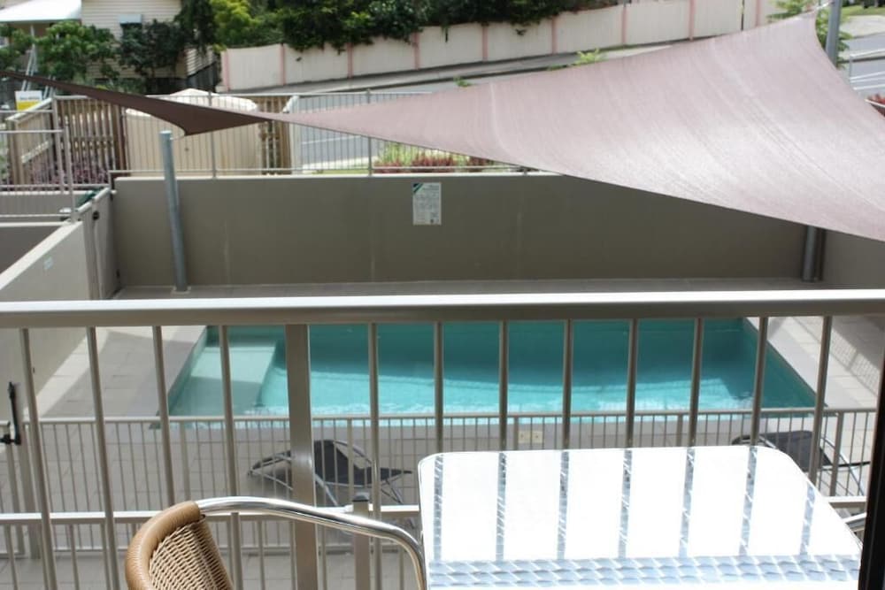 Gladstone Dc QLD Accommodation Broadbeach